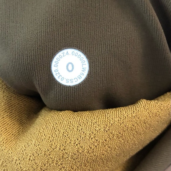 Lululemon Time To Sweat Crop Legging Sz‎ 0 Camo - Picture 8 of 11